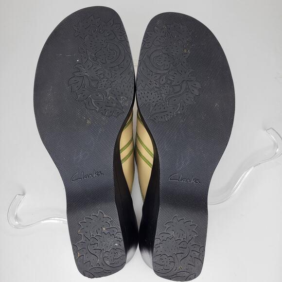 CLARKS Leather Slip On Wedge Mules Clogs Beige Green Women's sz 11 Style 75179 - Picture 9 of 13